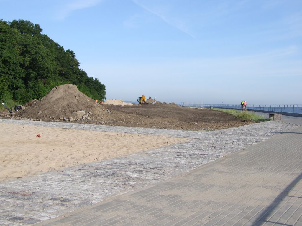 Westerplatte zagospodarowanie terenu lipiec 2015 - deptak z kostki brukowej
