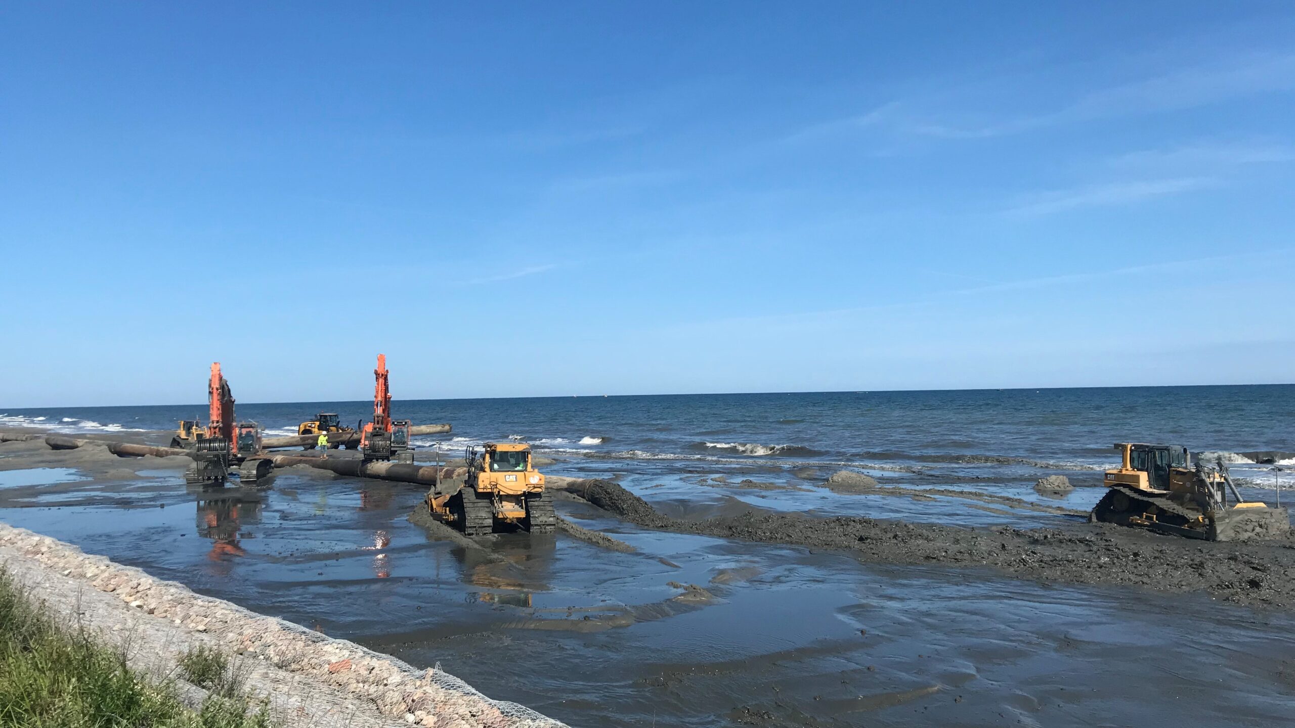 Refulacja plaż w Ostrowie i Jastrzębiej Górze