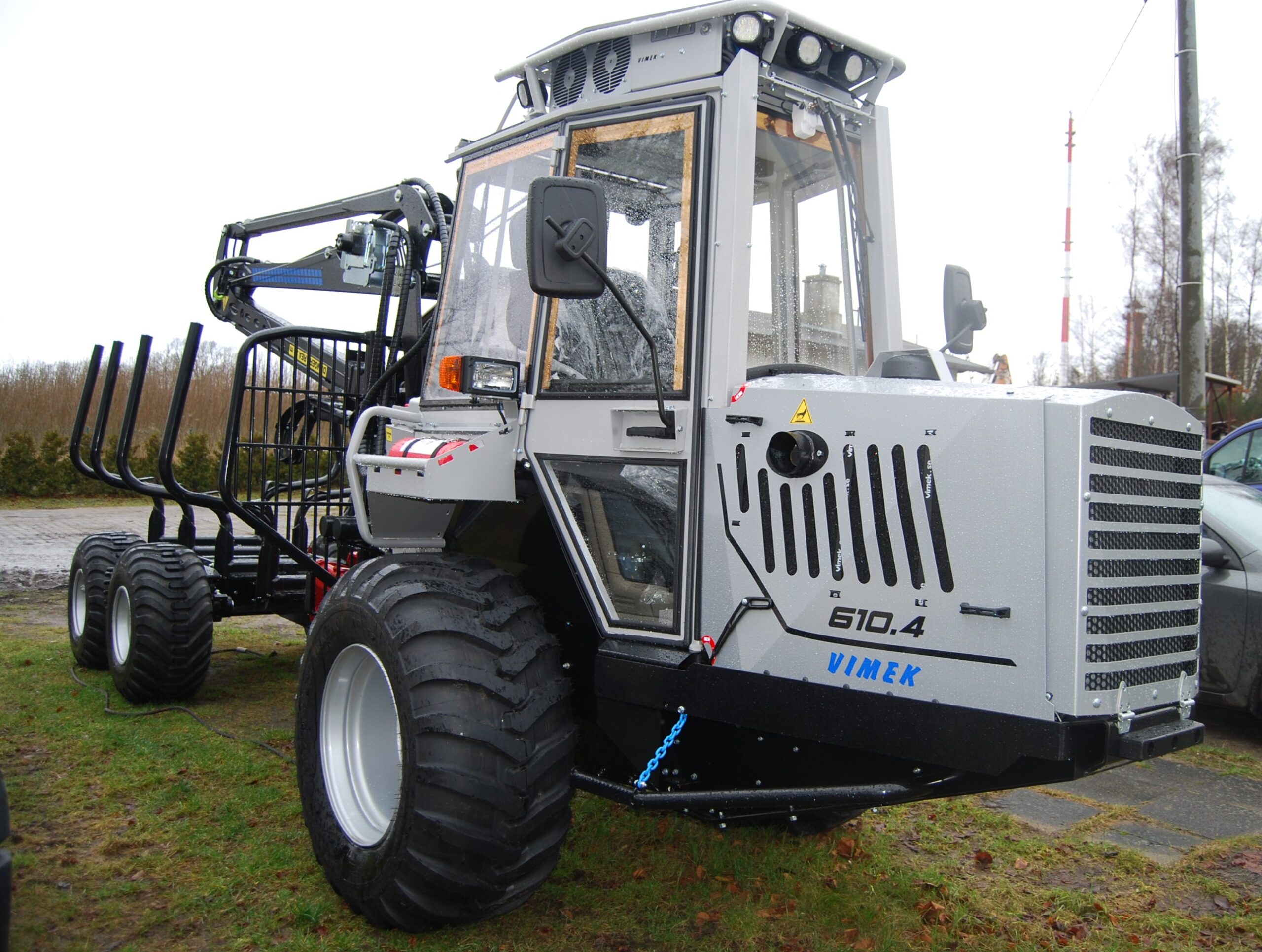 Forwarder z żurawiem do prac leśnych VIMEK 610SE