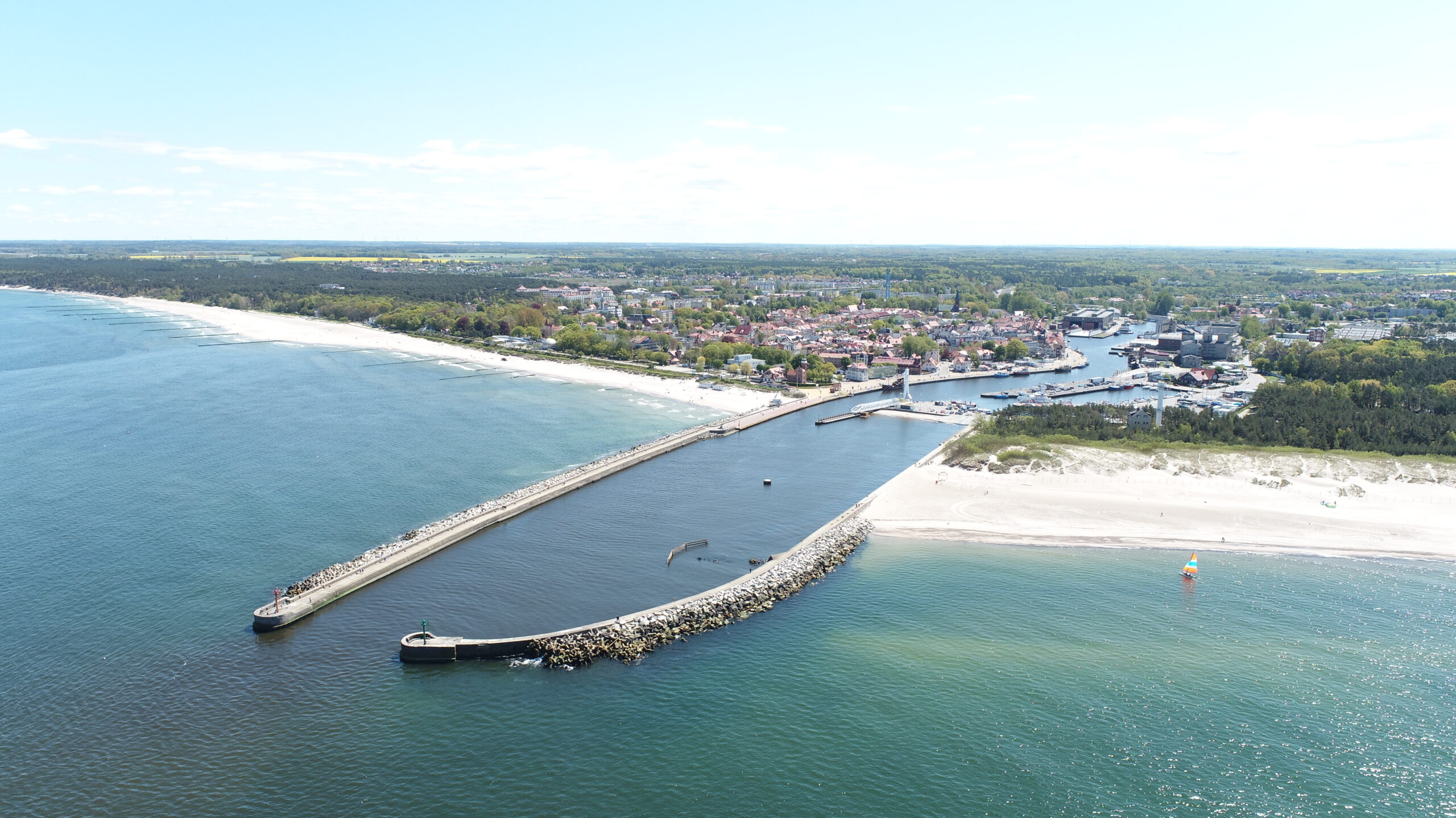 wejście do Port Ustka z lotu ptaka 