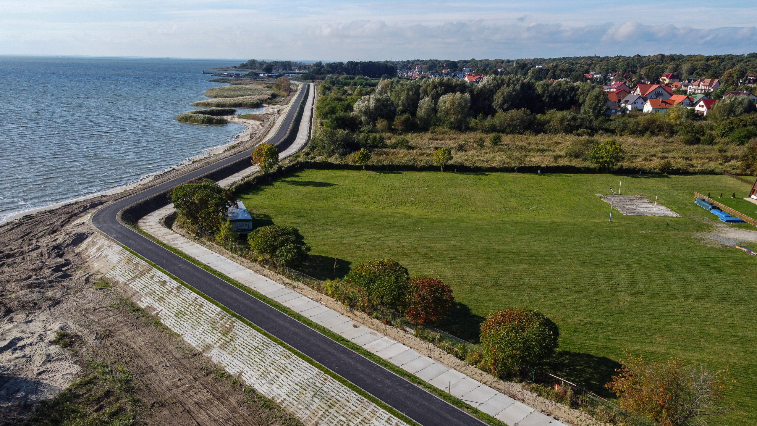 Przegląd i aktualizacja map zagrożenia powodziowego i map ryzyka powodziowego od strony morza