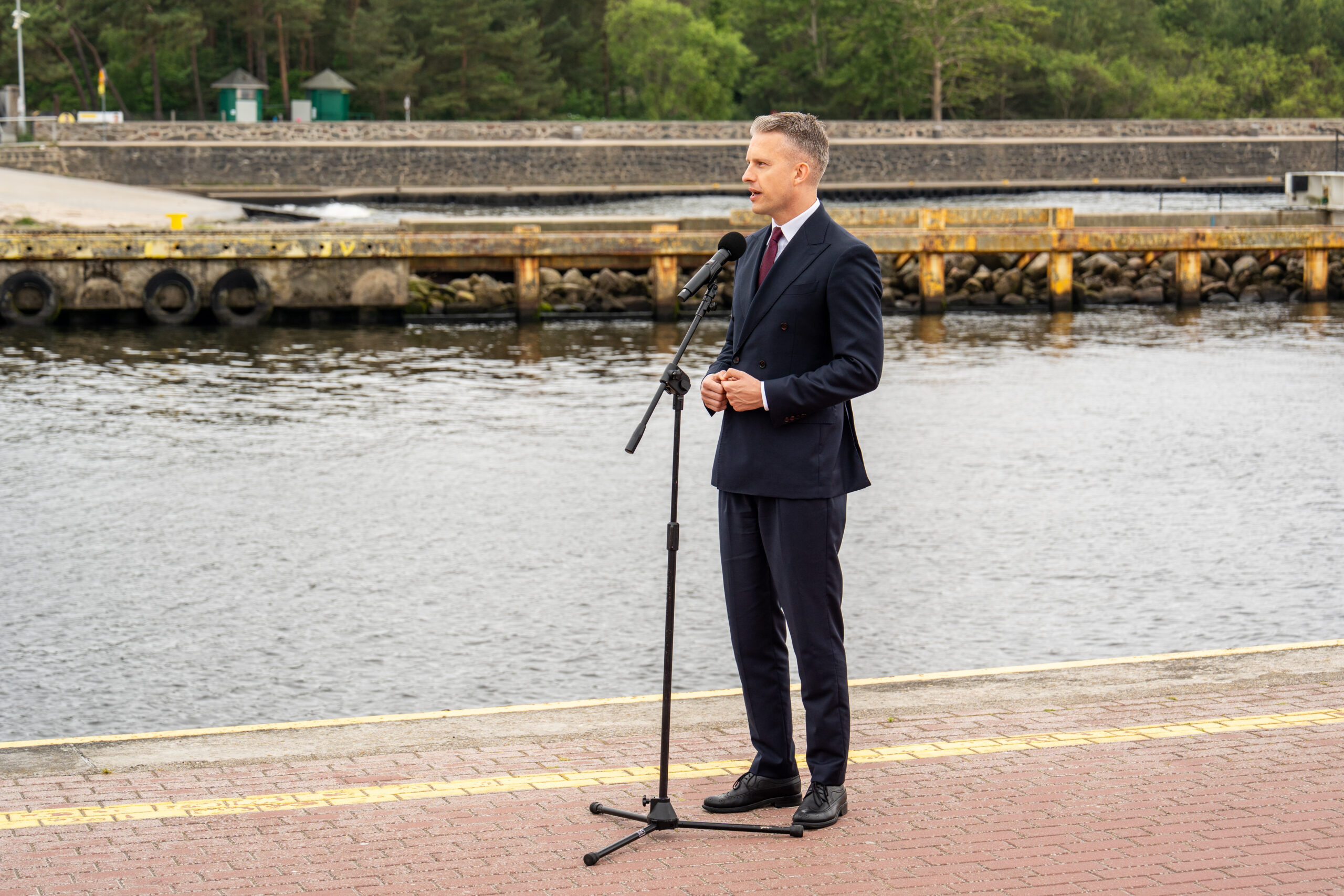 Minister Arkadiusz Marchewka