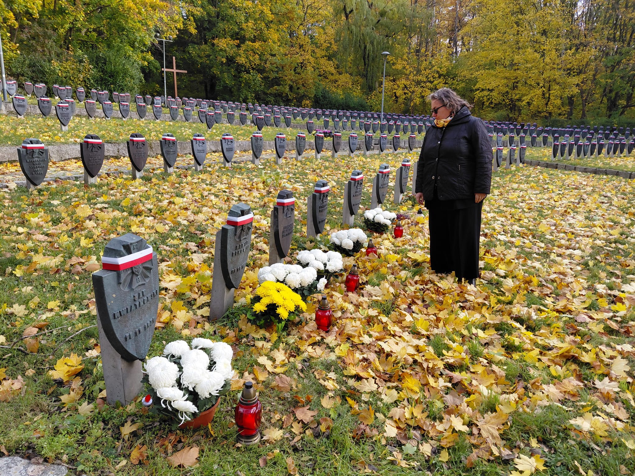 DUM na Cmentarzu Wojennym w Gdyni Redłowie