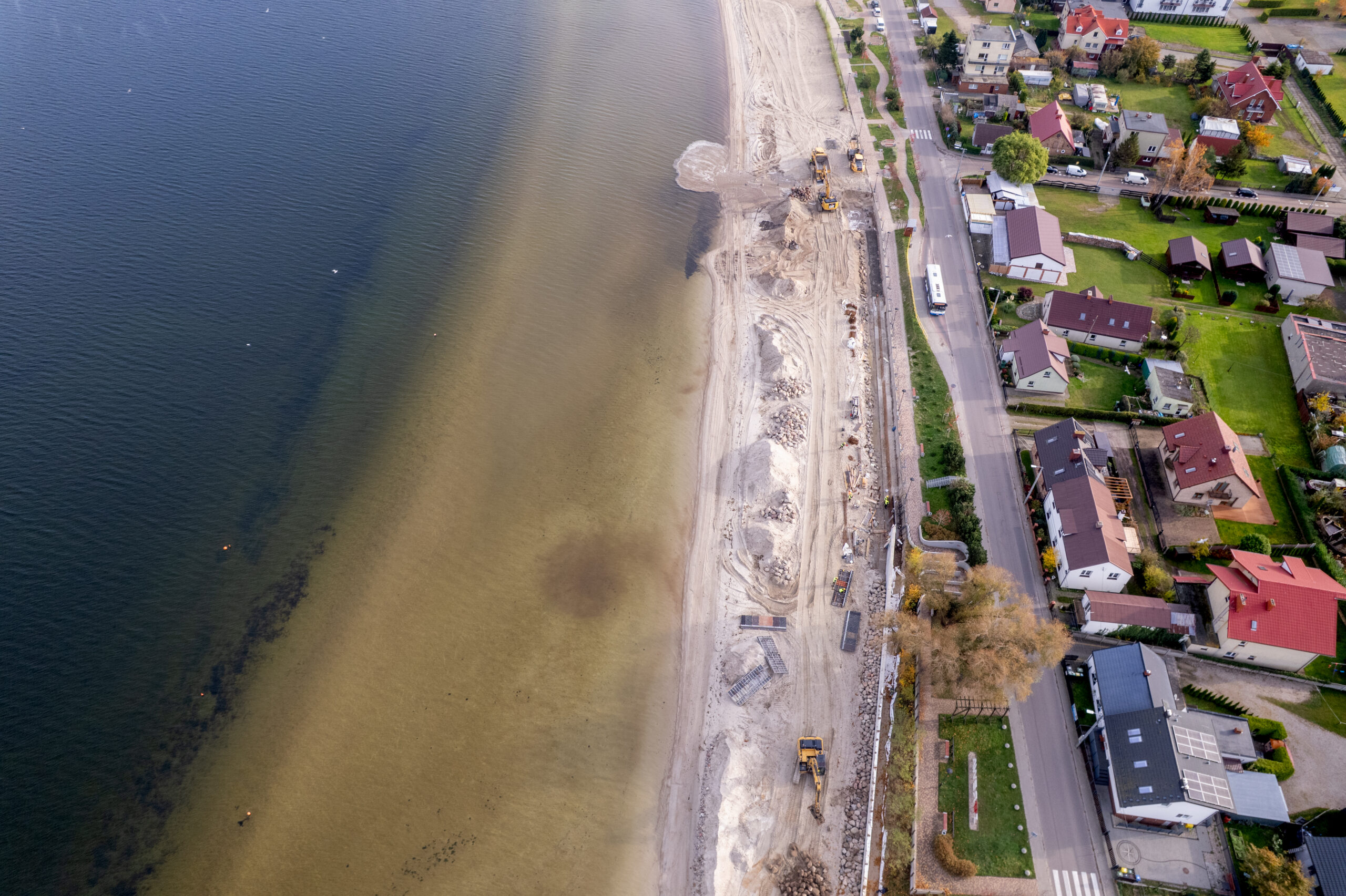 Rewa coraz lepiej chroniona przed powodzią – trwa drugi etap inwestycji