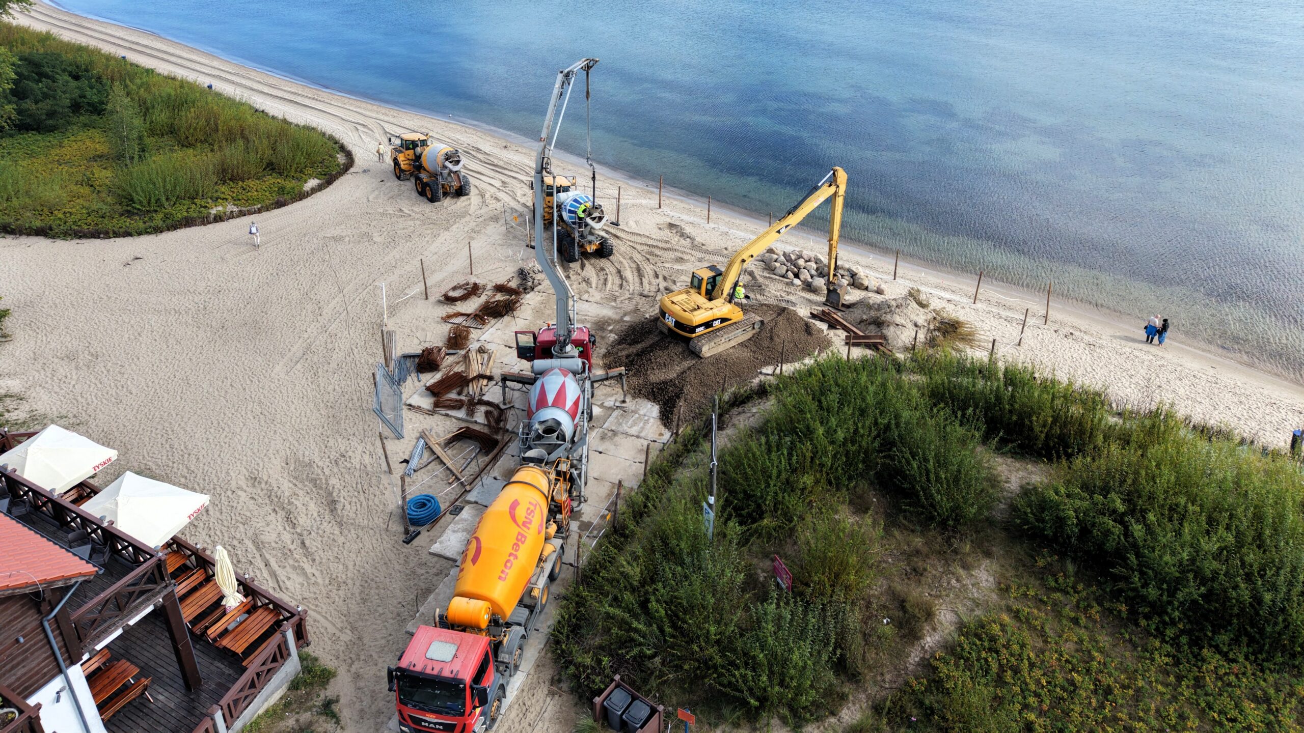 Rewa budowa opaski plac przeładunkowy na plaży
